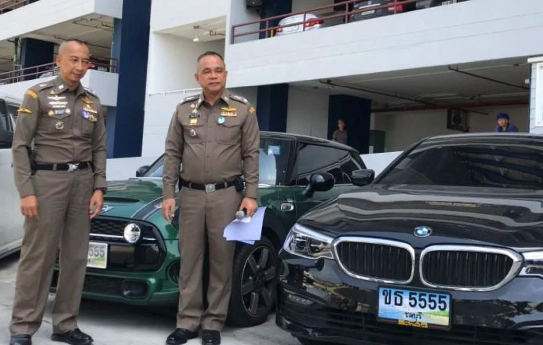 There're 8 luxury cars from the illegal online gambling ring were seized by polices.